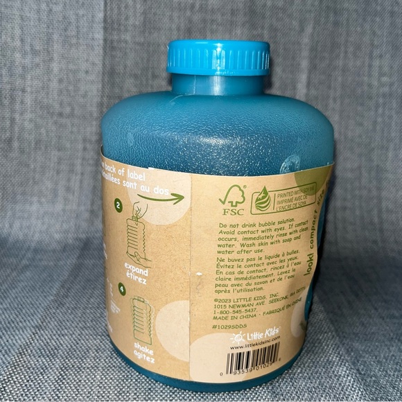 Fubbles 3 Bamboo Bubble Wands & Concentrated Bubble Solution Expandable Bottle - Picture 4 of 12